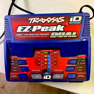 Tra as EZ-Peak dual battery charger